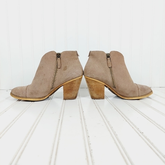 Susina Blakely Tan Suede Slip On Block Heel Ankle Boots / Booties H980 - Picture 7 of 14